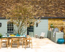 Outdoor kitchen ideas